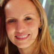 GRAZIELA DE ALMEIDA SUKYS